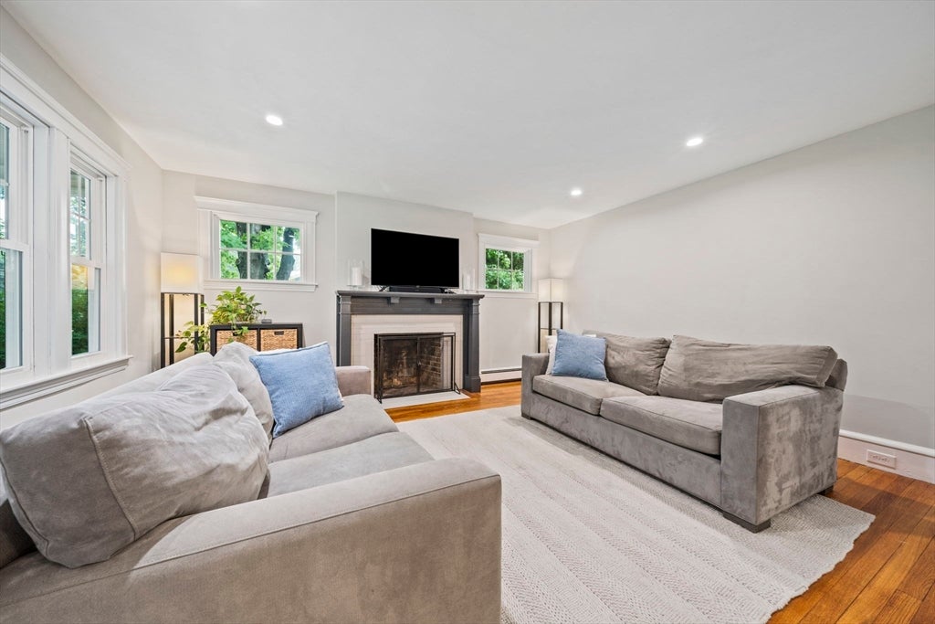 276 Plain St, Stoughton, MA, 276 Plain St, Stoughton, MA Photo #12