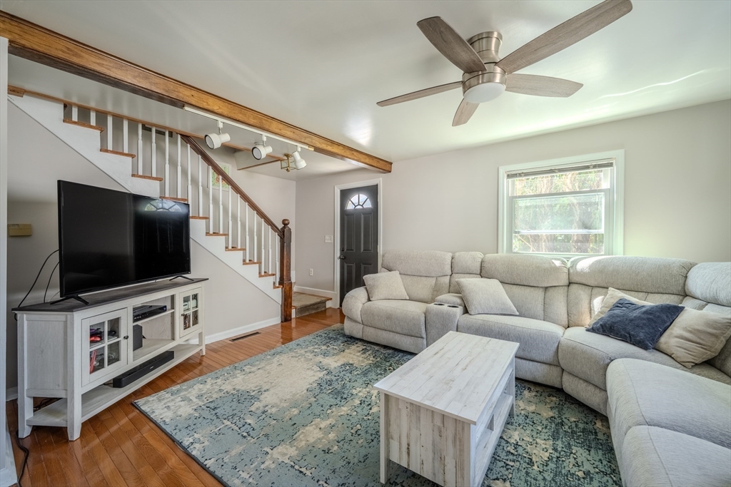 26 Elmwood Avenue