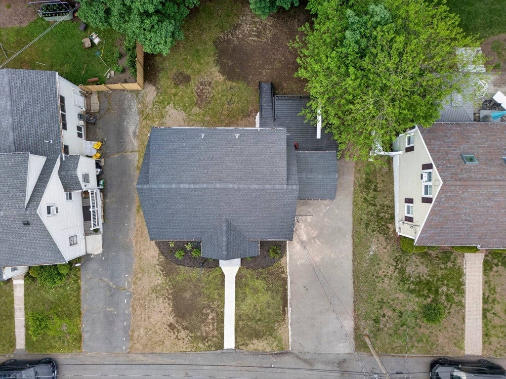 8 Bartlett St