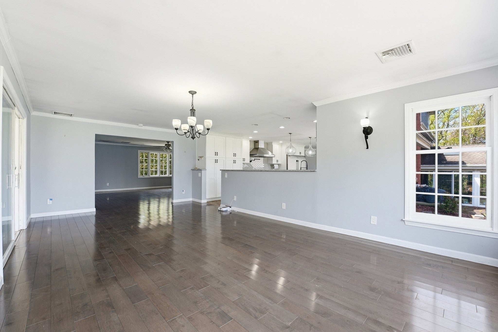 15 Woodhill Rd
