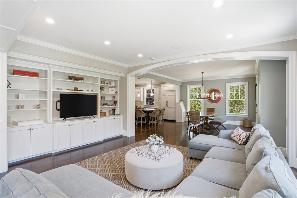 21 Fletcher Road, Bedford, MA Photo #8