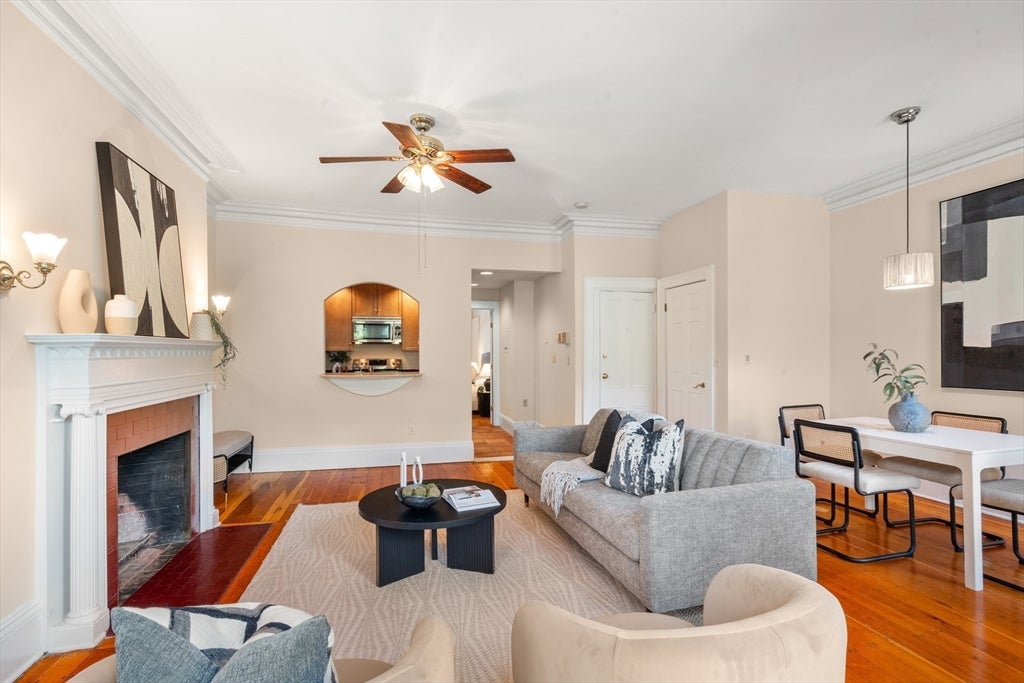 338 Marlborough Street 2