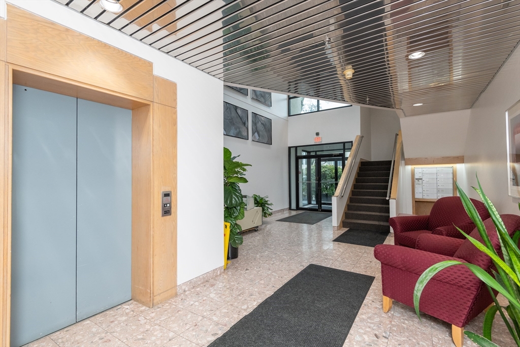 210 Broadway 210