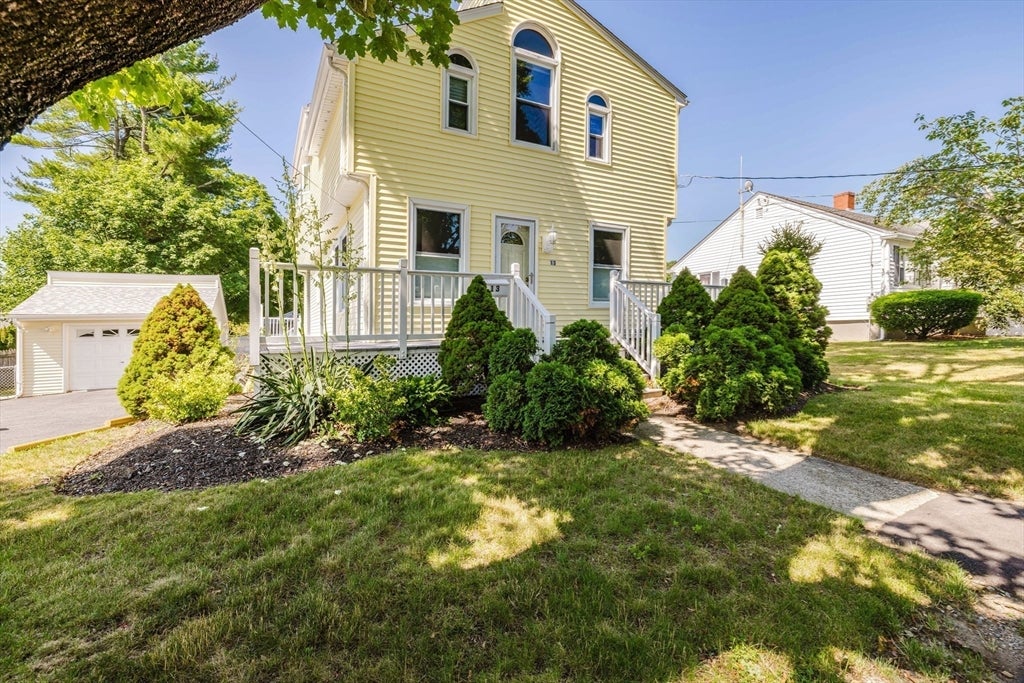 13 Wood St