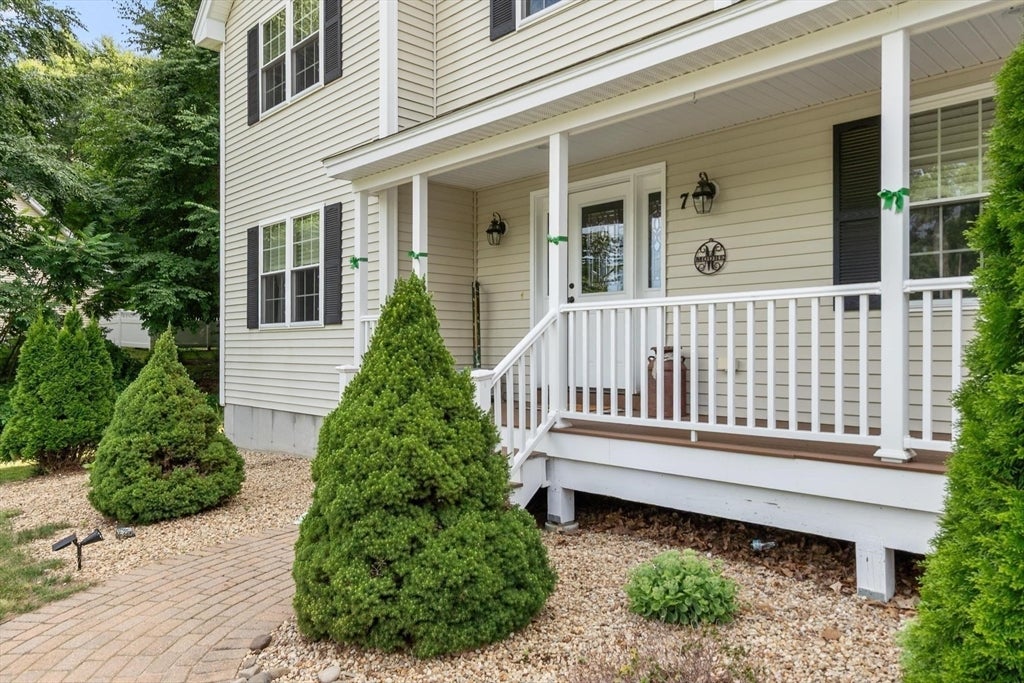 7 Richards Way, Lunenburg, MA, 7 Richards Way, Lunenburg, MA Photo #3