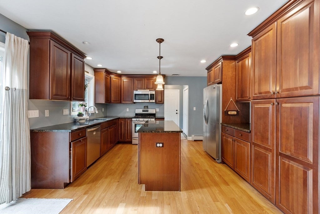 7 Richards Way, Lunenburg, MA, 7 Richards Way, Lunenburg, MA Photo #14