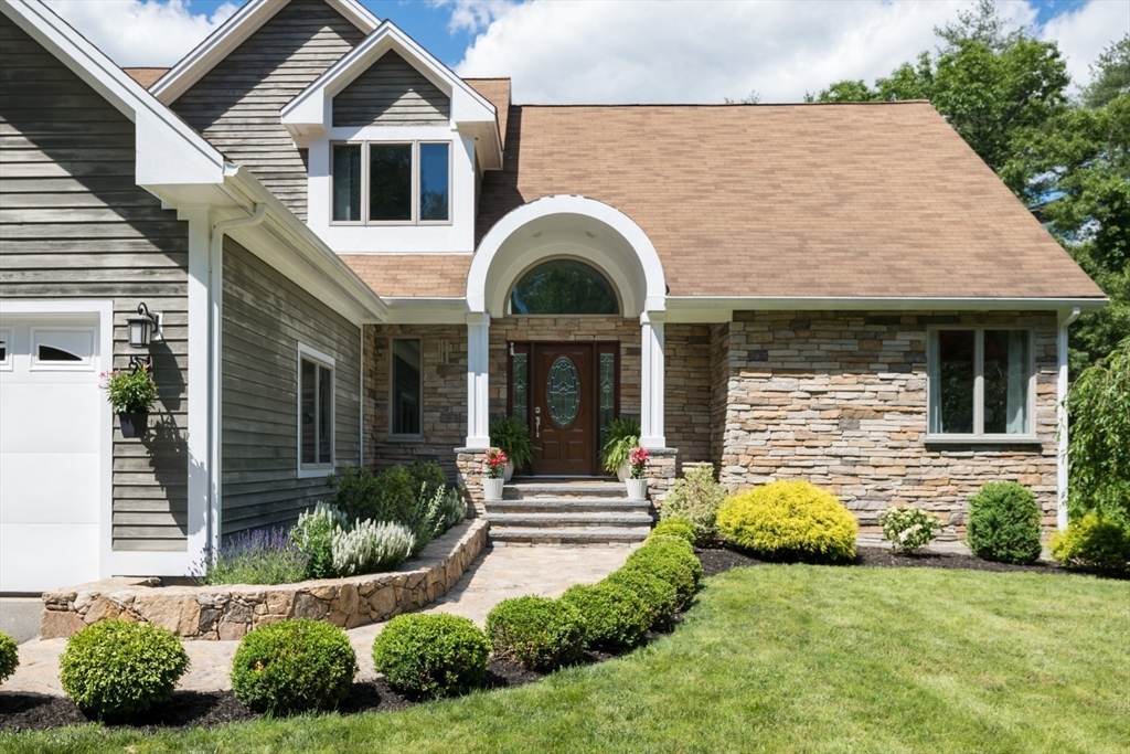 28 Gammons Rd