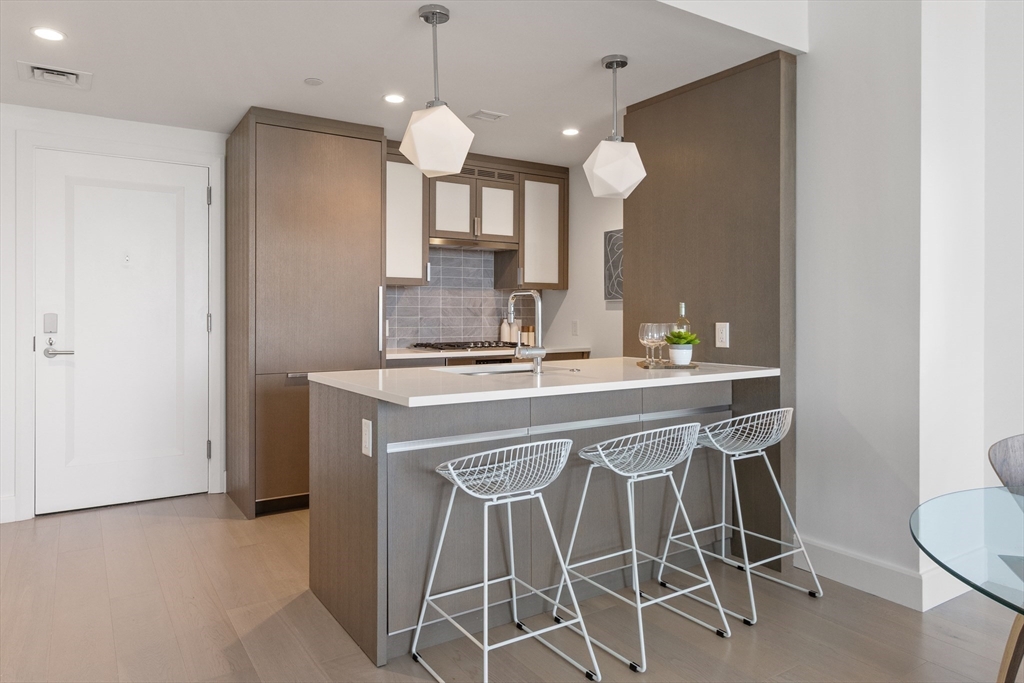 100 Lovejoy Wharf 11H
