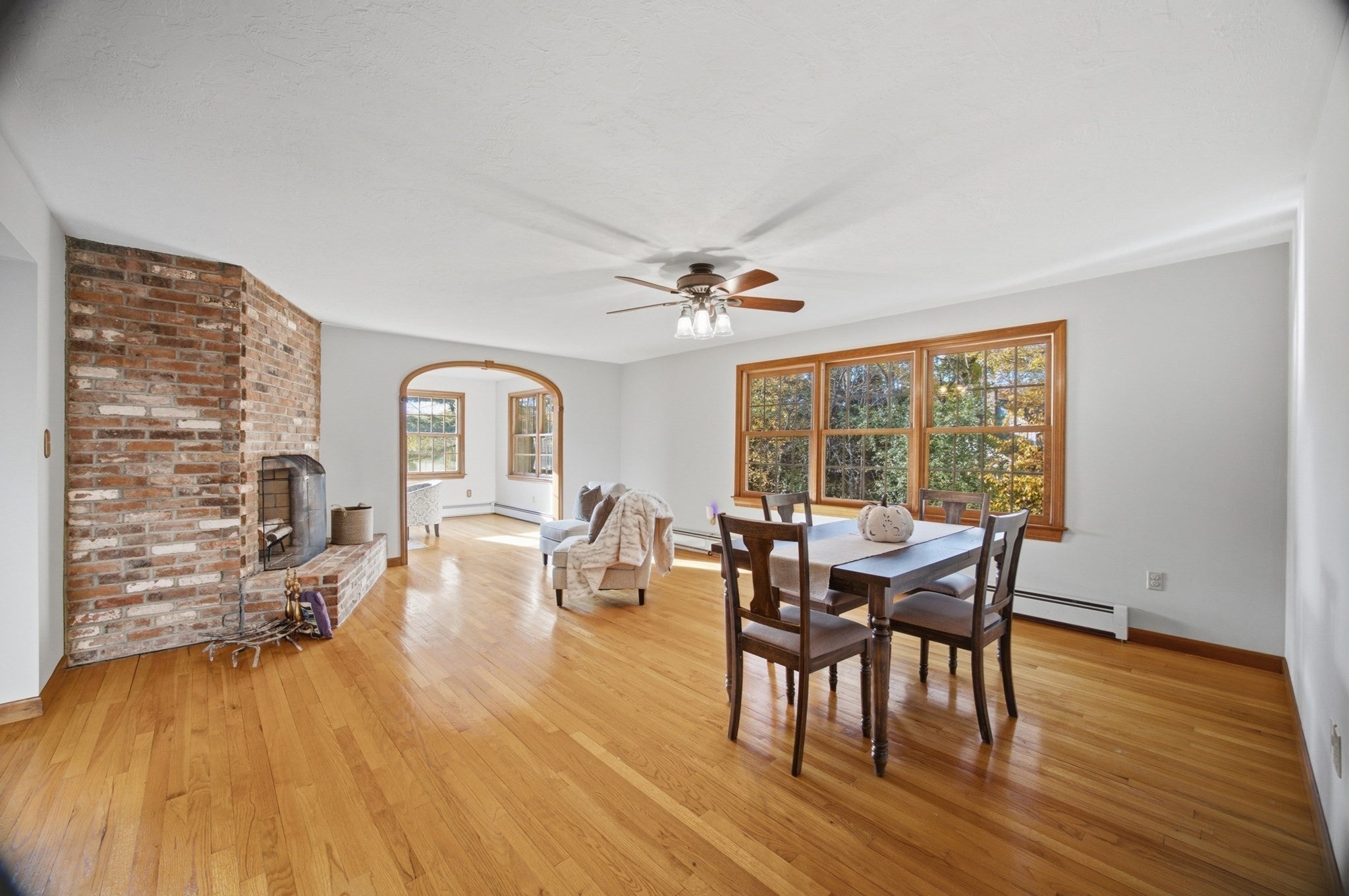 322 Spring ST, Shrewsbury, MA Photo #23
