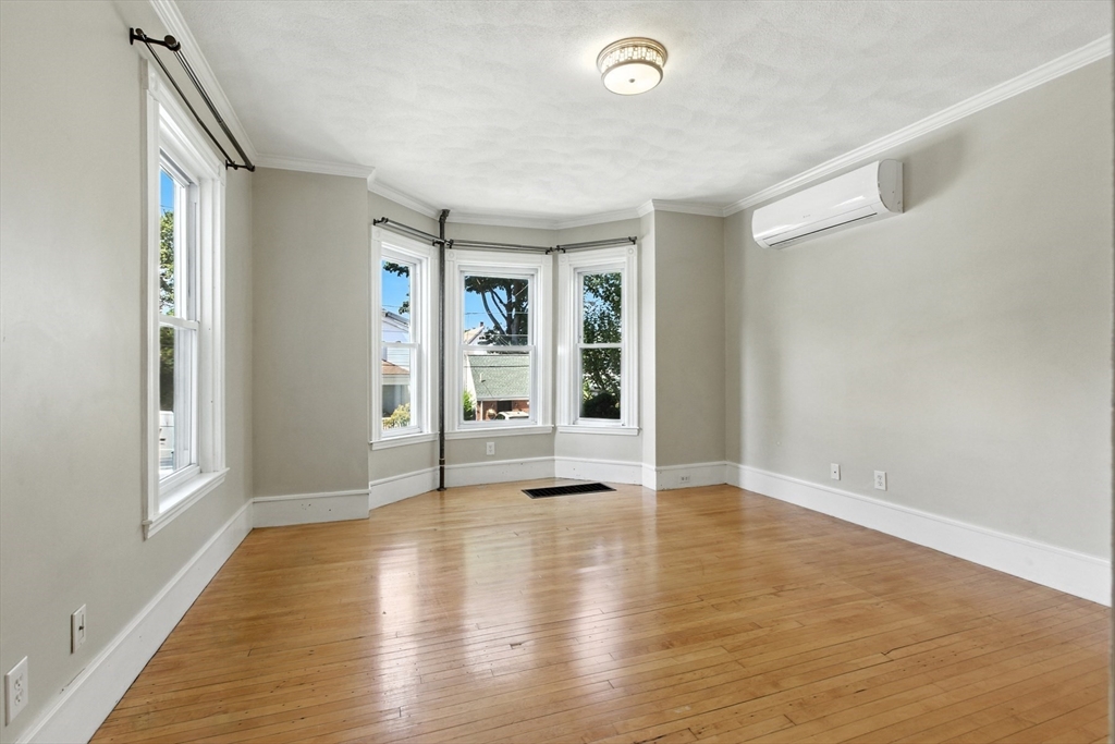 12-14 Howard Street