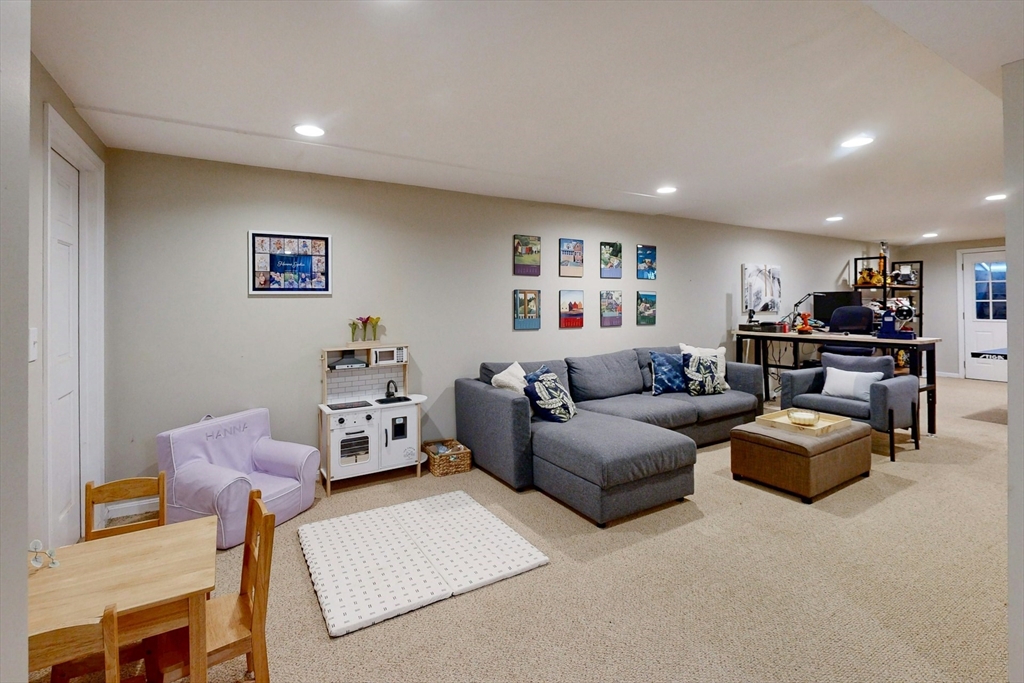238 Marlboro Road, Sudbury, MA Photo #36