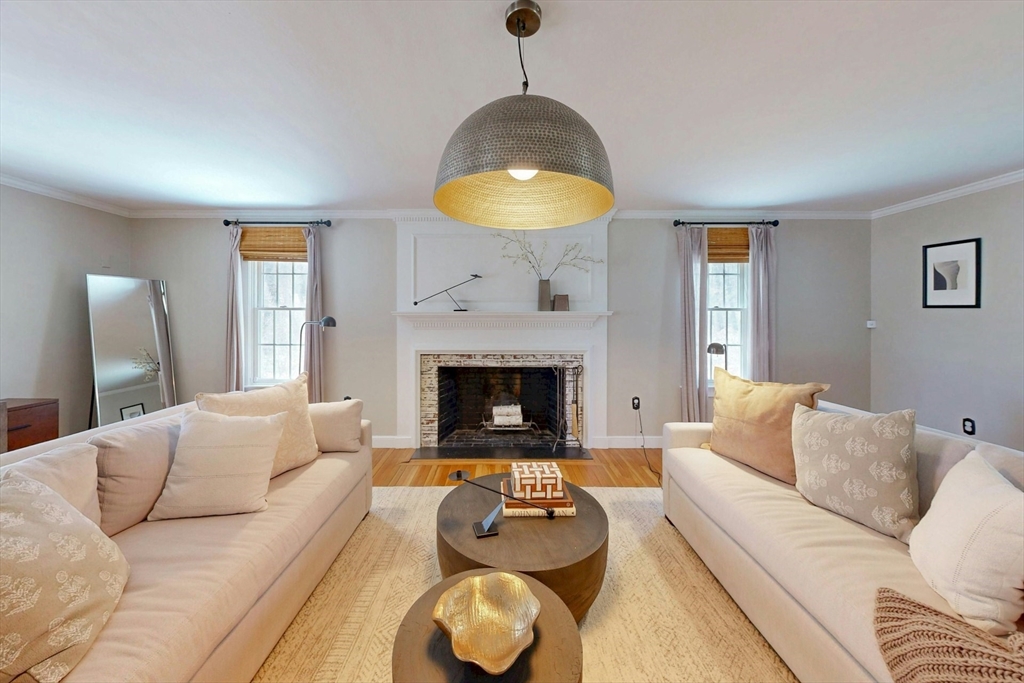238 Marlboro Road, Sudbury, MA Photo #5