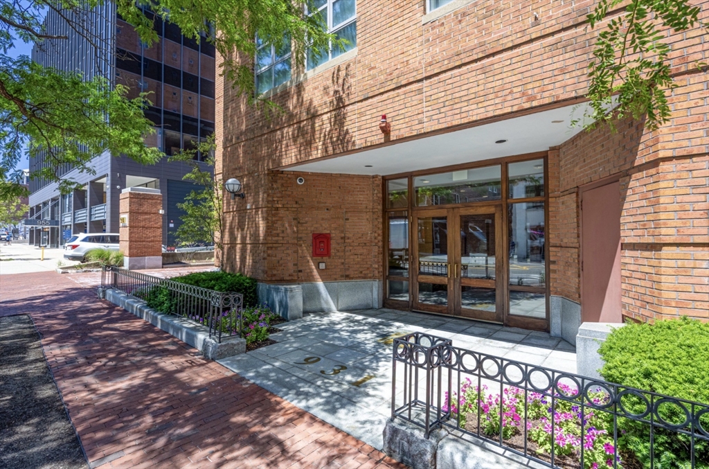 931 Massachusetts Ave 605