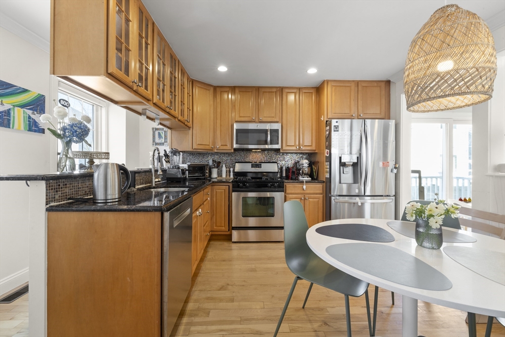 228 Grove Street 2