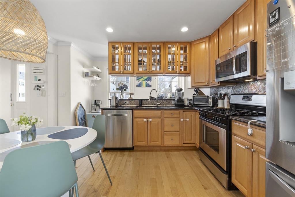 228 Grove Street 2