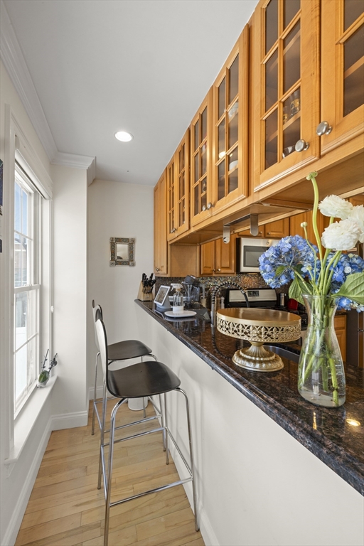 228 Grove Street 2
