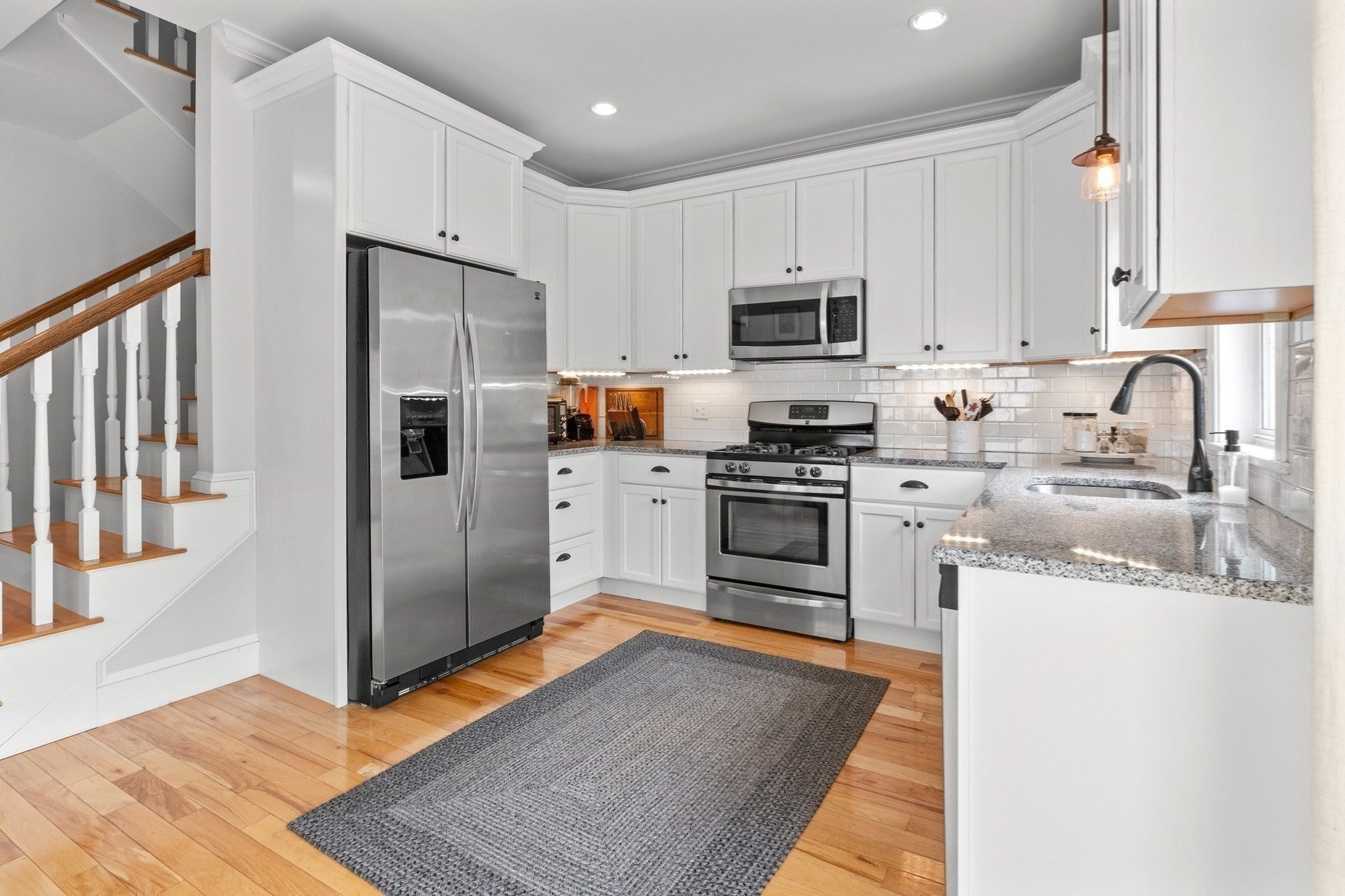 176 Elm Street #2, Amesbury, MA Photo #16