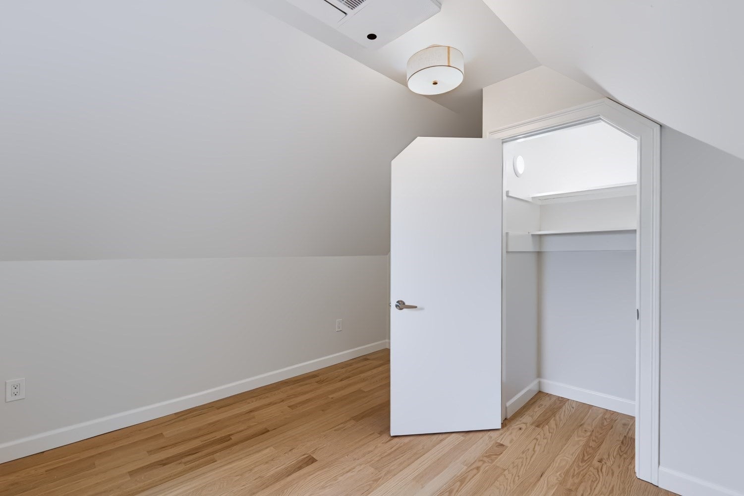 19 Charnock St #2, Beverly, MA, 19 Charnock St #2, Beverly, MA Photo #27
