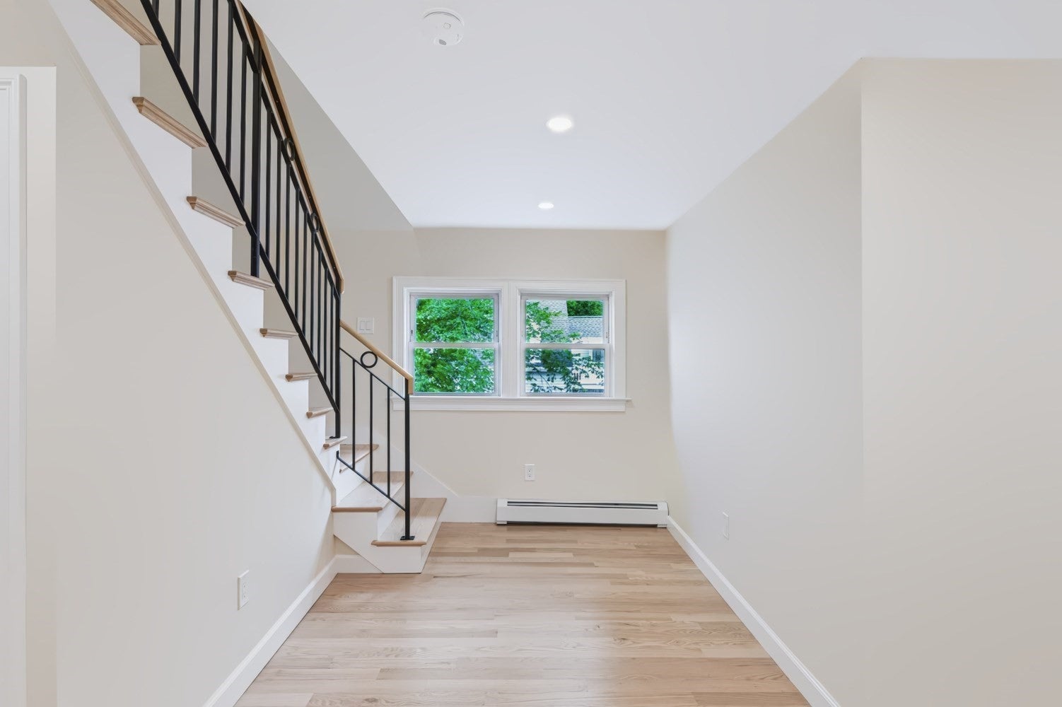 19 Charnock St #2, Beverly, MA, 19 Charnock St #2, Beverly, MA Photo #16