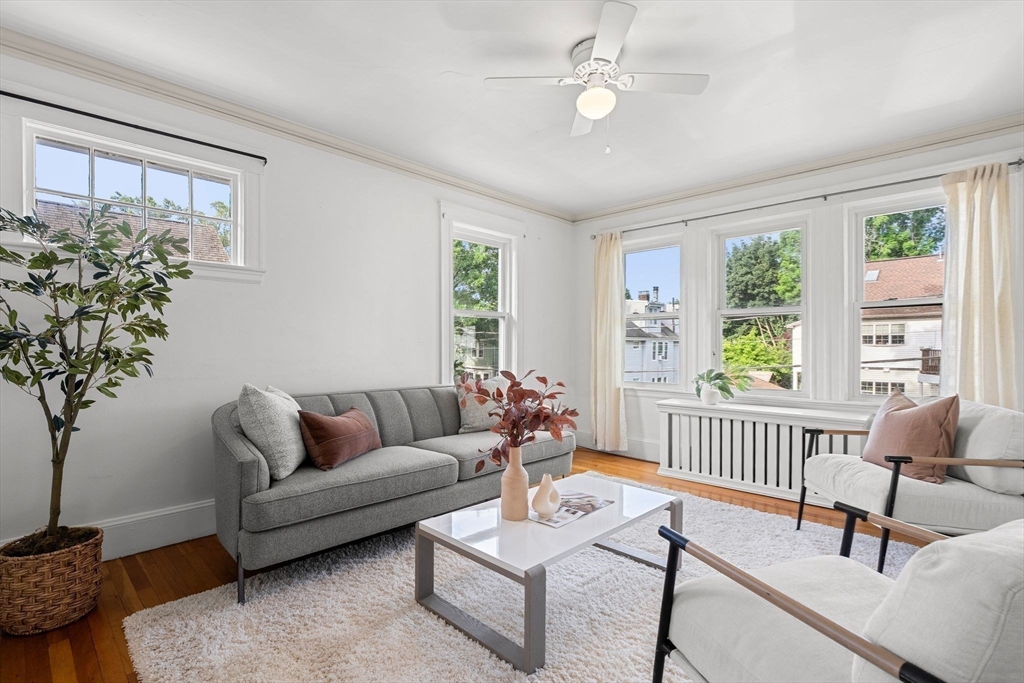 18-20 Parker St