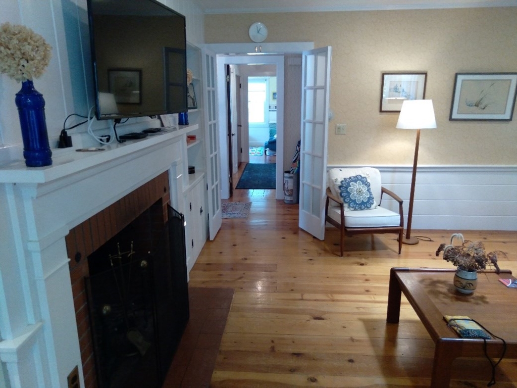 43 Poponessett Rd