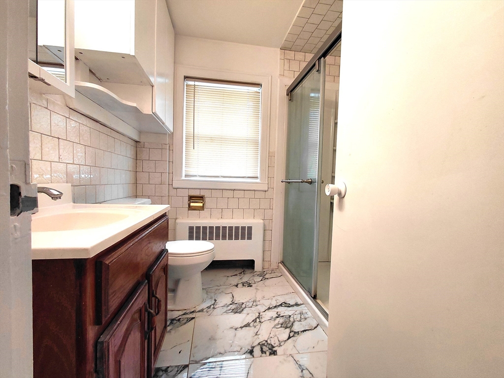 1 Rockland Road Ct