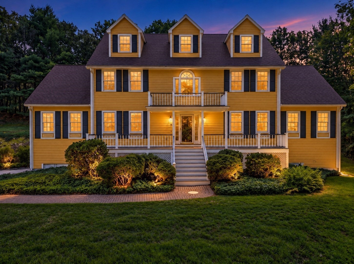 10 Hawk Ridge Rd