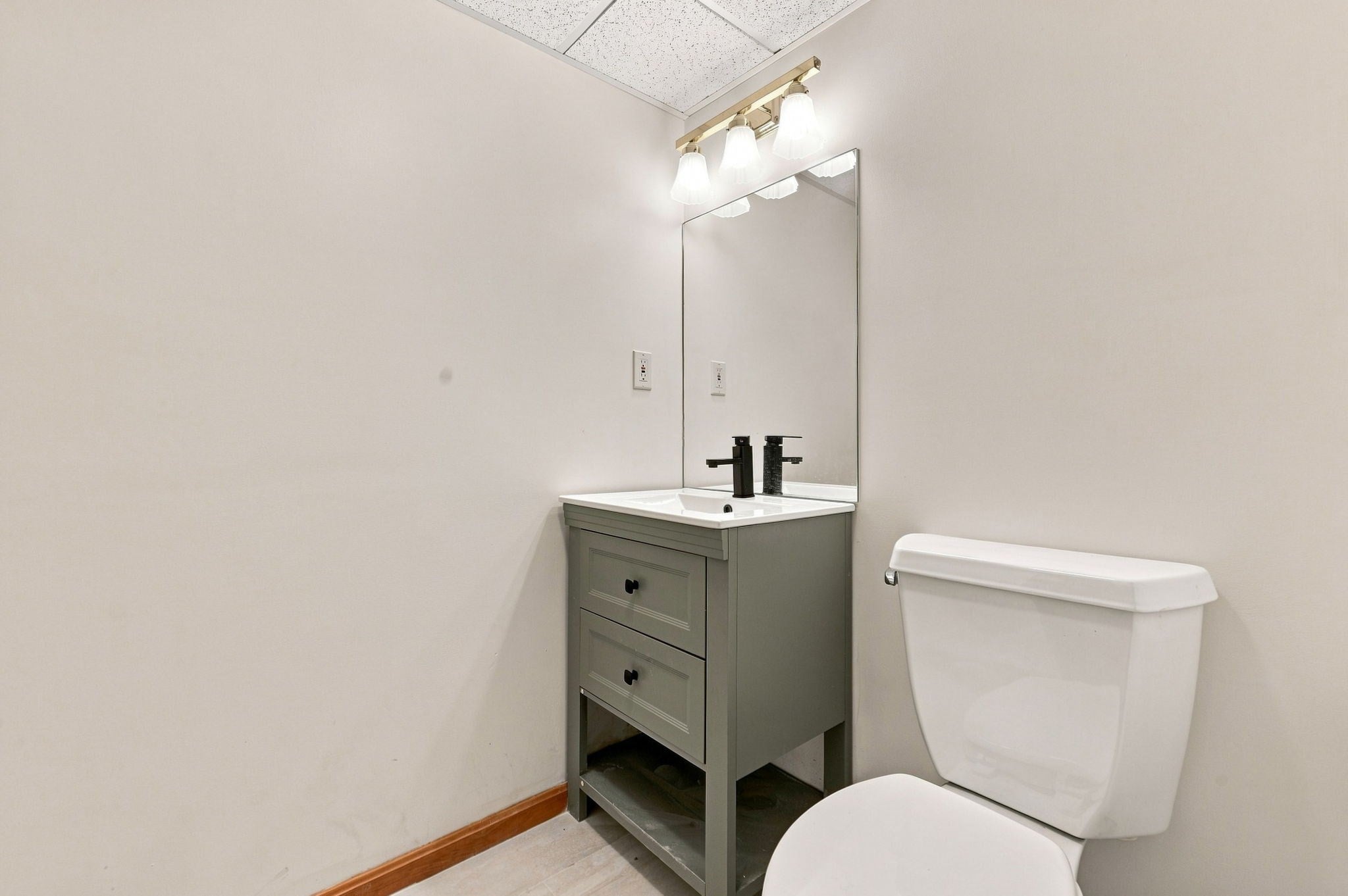 10 Hawk Ridge Rd, Andover, MA Photo #17
