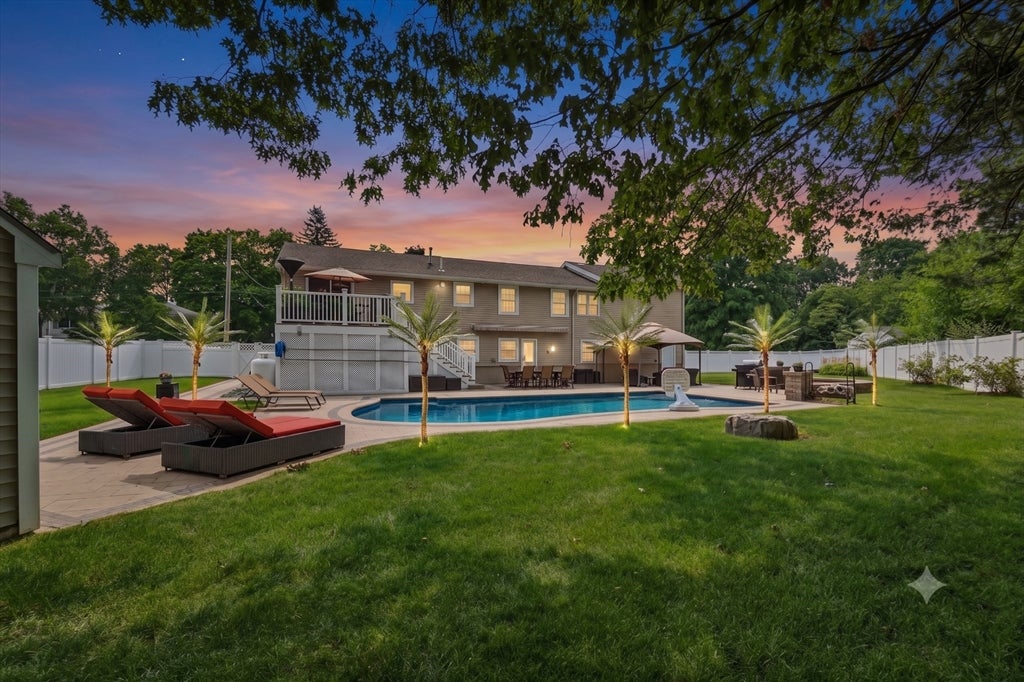 1 Gleason Rd