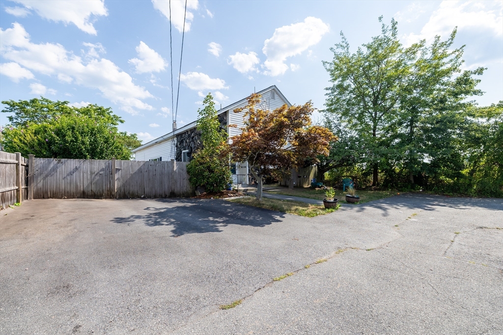 28 Naples Ave