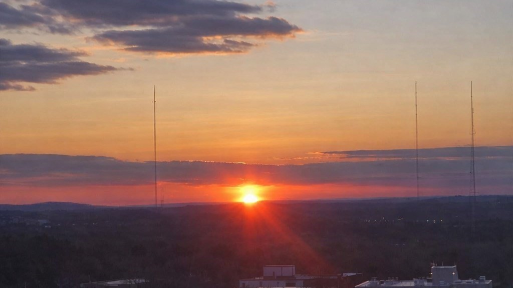 250 Hammond Pond Parkway 1507N