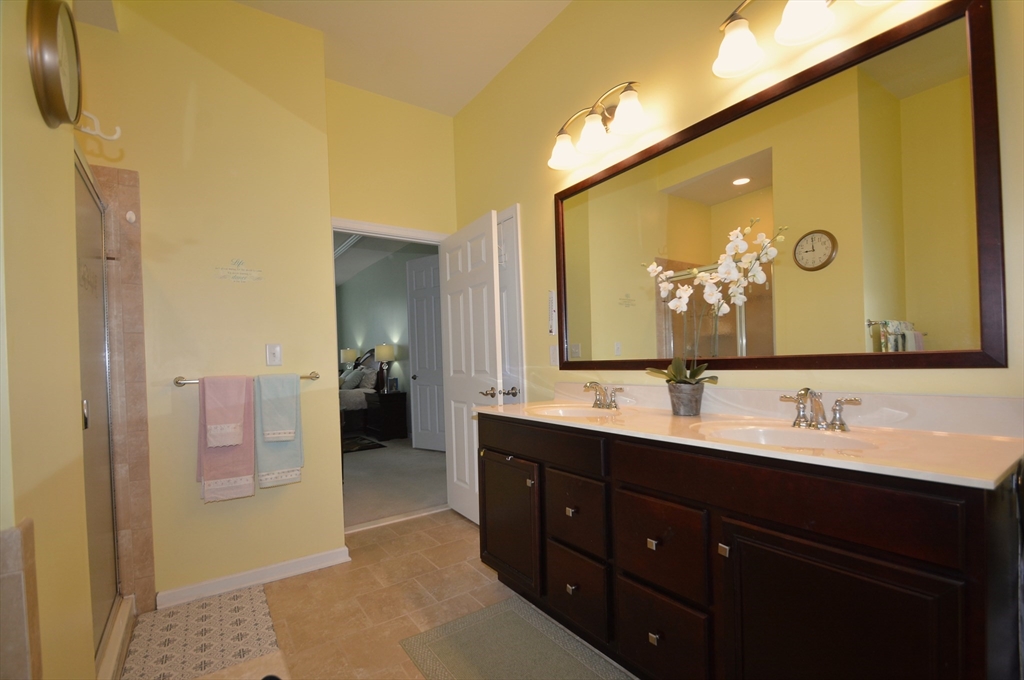 67 Sherwood Drive #67, Methuen, MA Photo #11