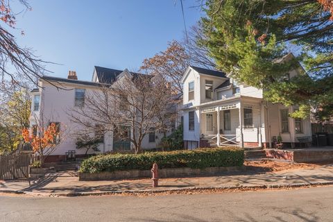 20 Spring St 20 Somerville MA 02143