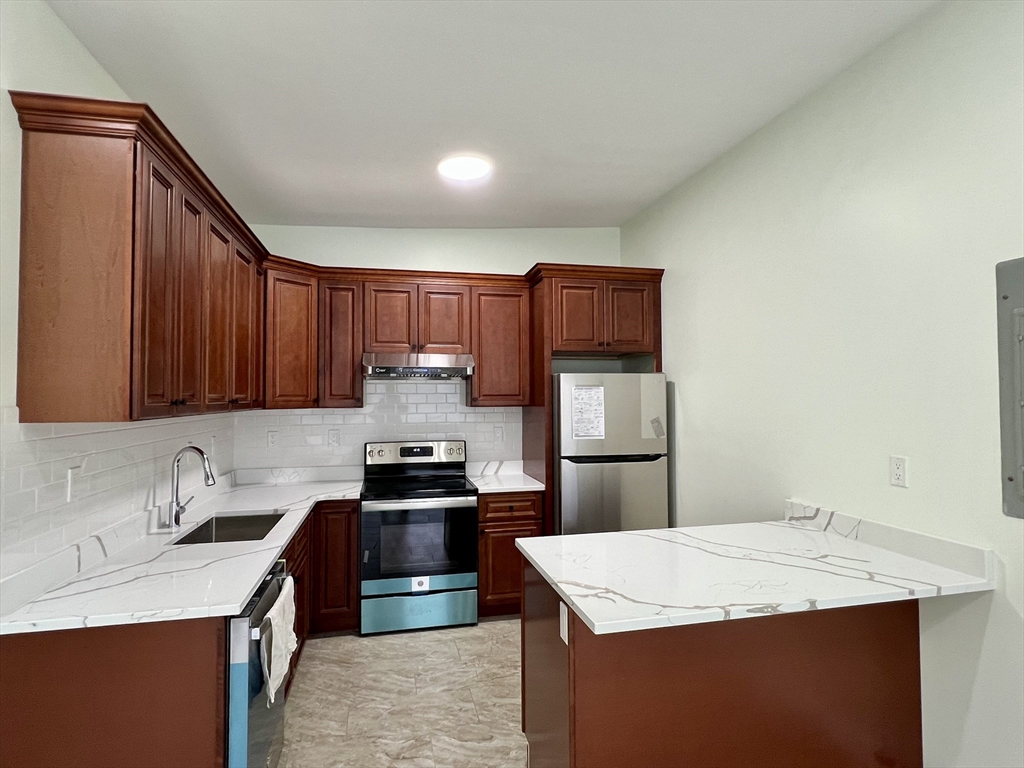 343 Highland Ave 1