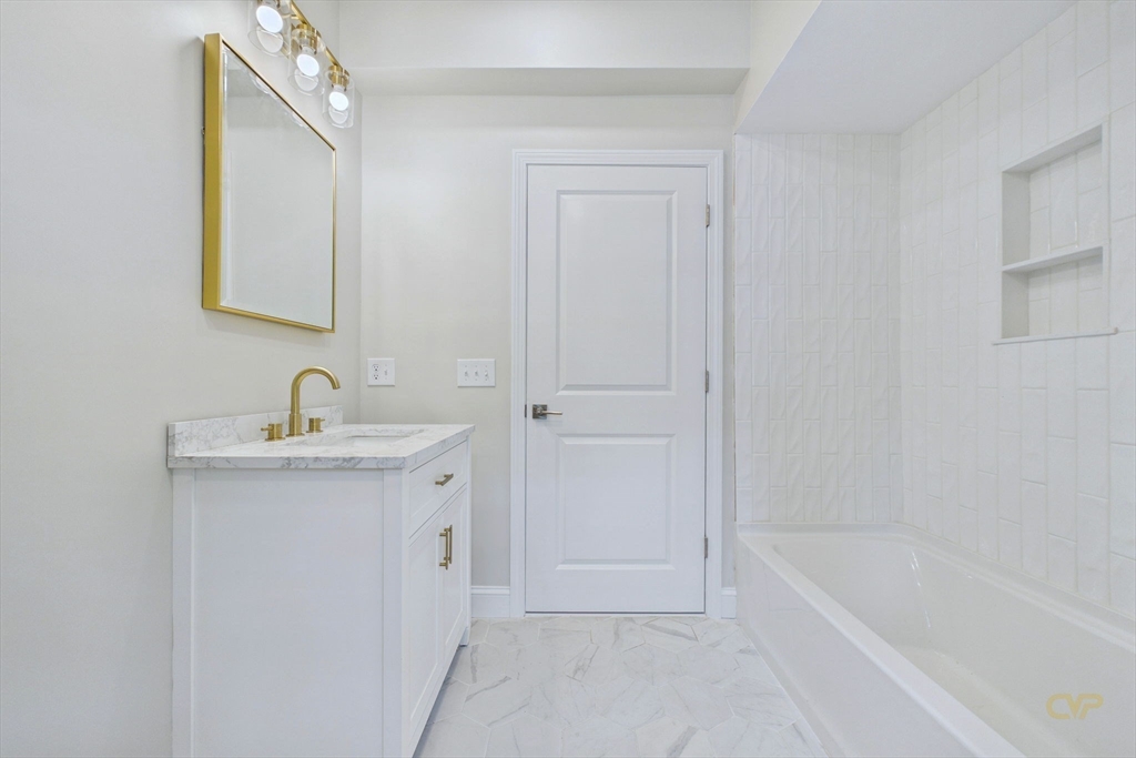 17 Southworth St, Lakeville, MA Photo #13