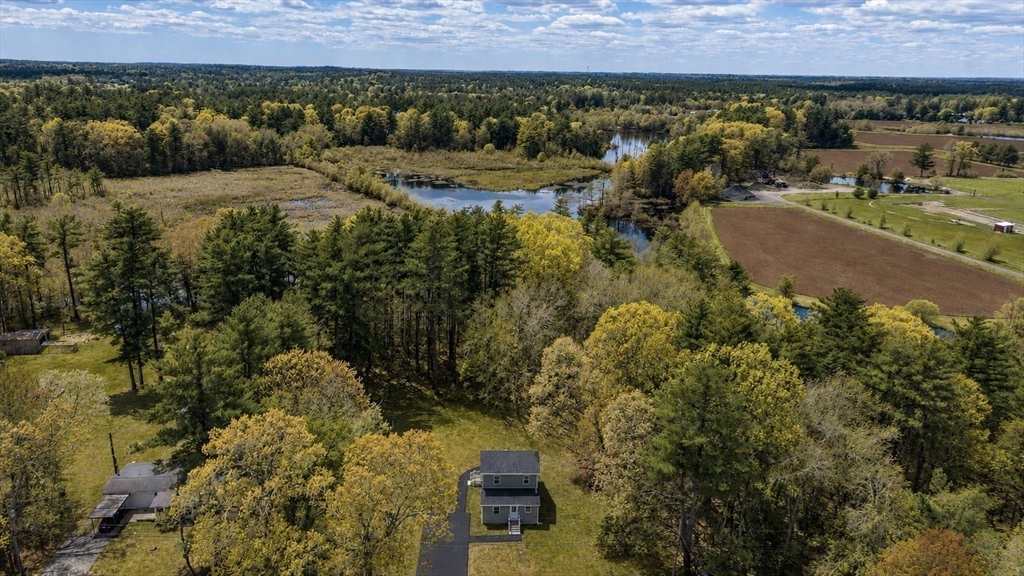 17 Southworth St, Lakeville, MA Photo #4