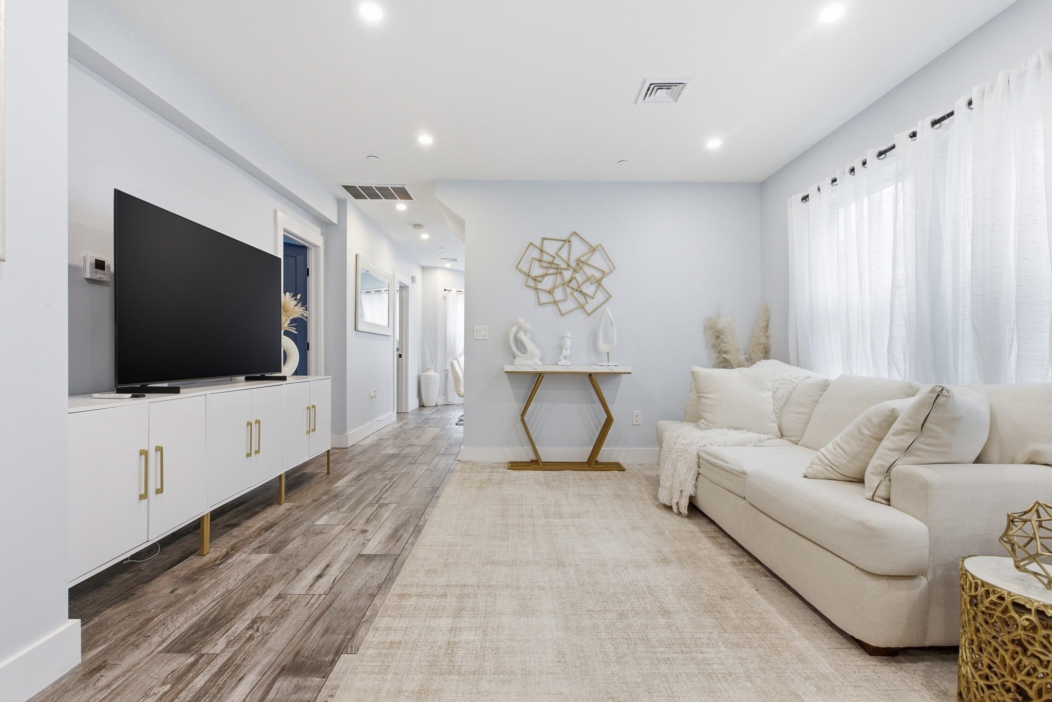 61 Shepton St