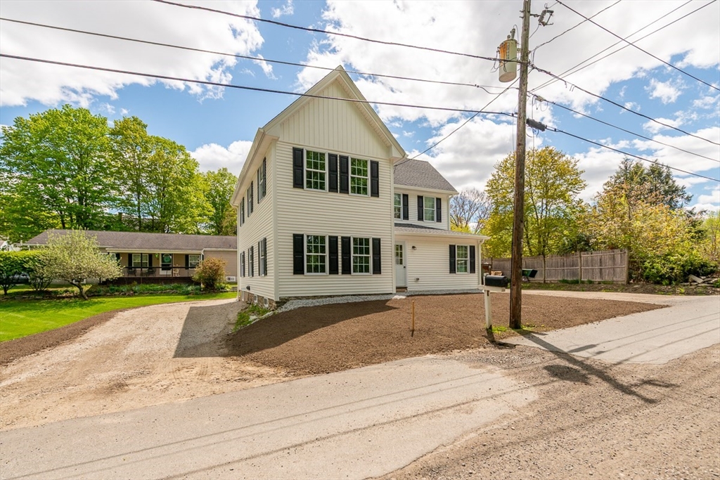 3 Williams St #2, Pepperell, MA Photo #1