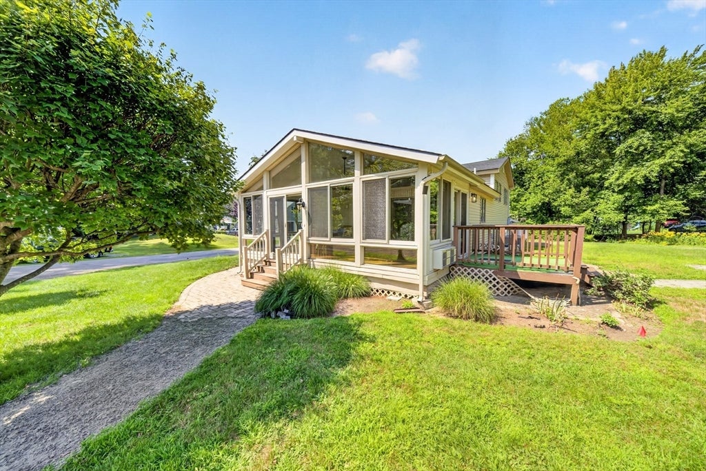14 Clarence Street, Billerica, MA, 14 Clarence Street, Billerica, MA Photo #31