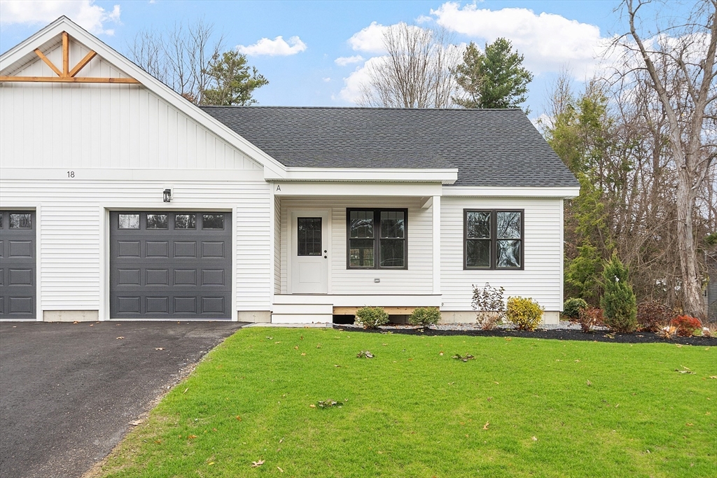 18 Buttonwood Place A