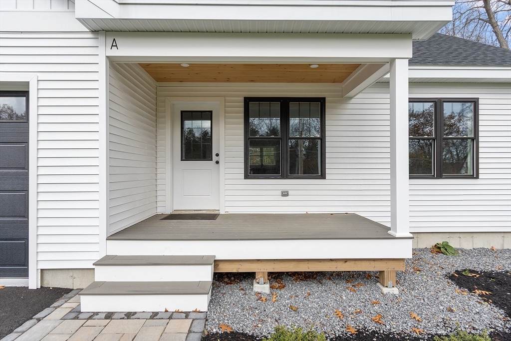 18 Buttonwood Place A