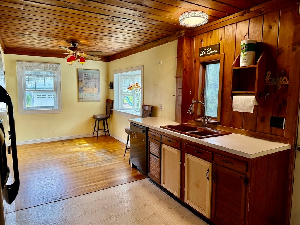 2 Colonial Road, Lynnfield, MA, 2 Colonial Road, Lynnfield, MA Photo #19