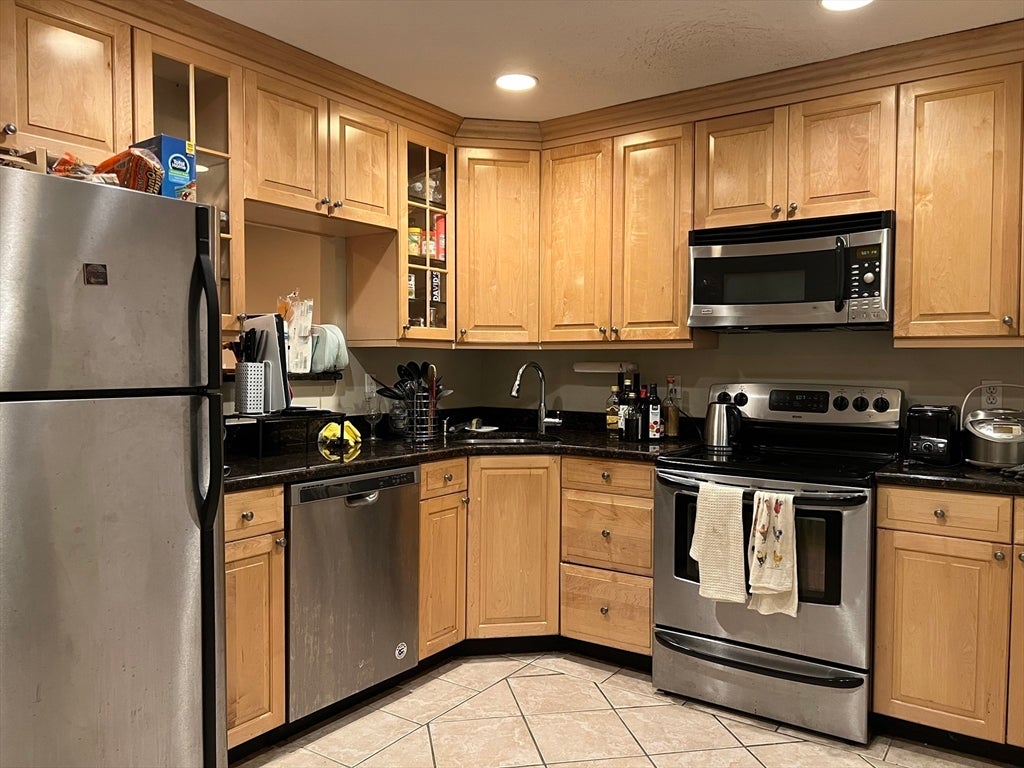 15 Walbridge St #9, Boston, MA, 15 Walbridge St #9, Boston, MA Photo #10