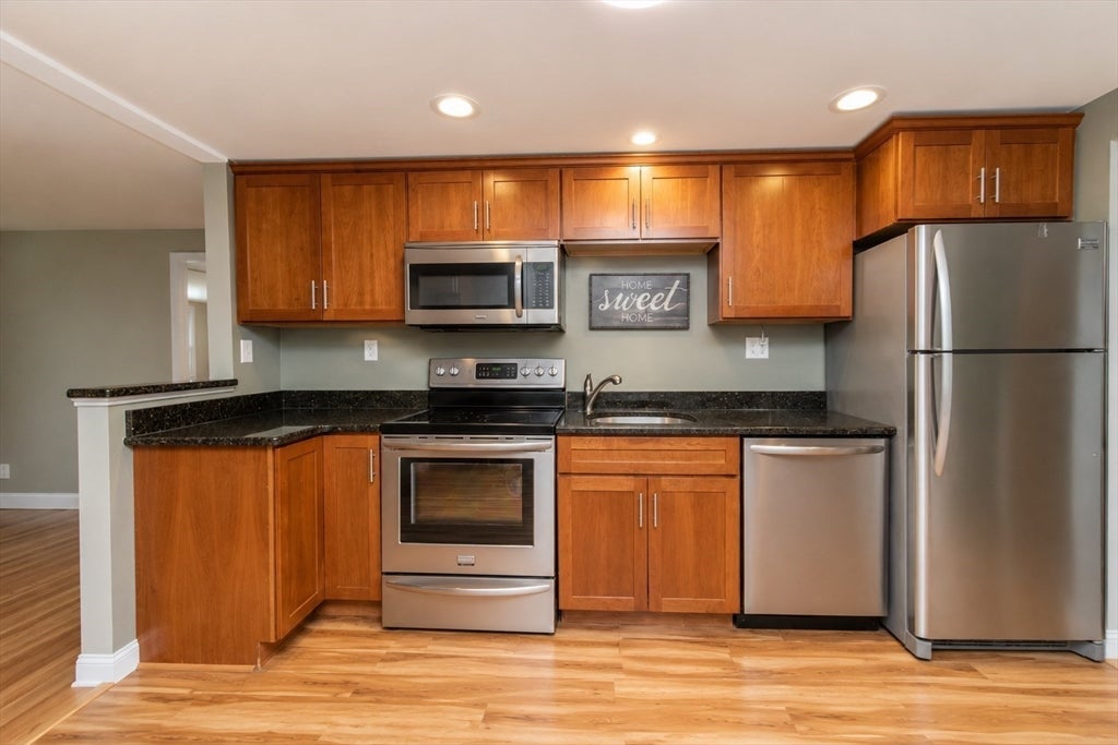 39 Harkins St, Clinton, MA, 39 Harkins St, Clinton, MA Photo #8