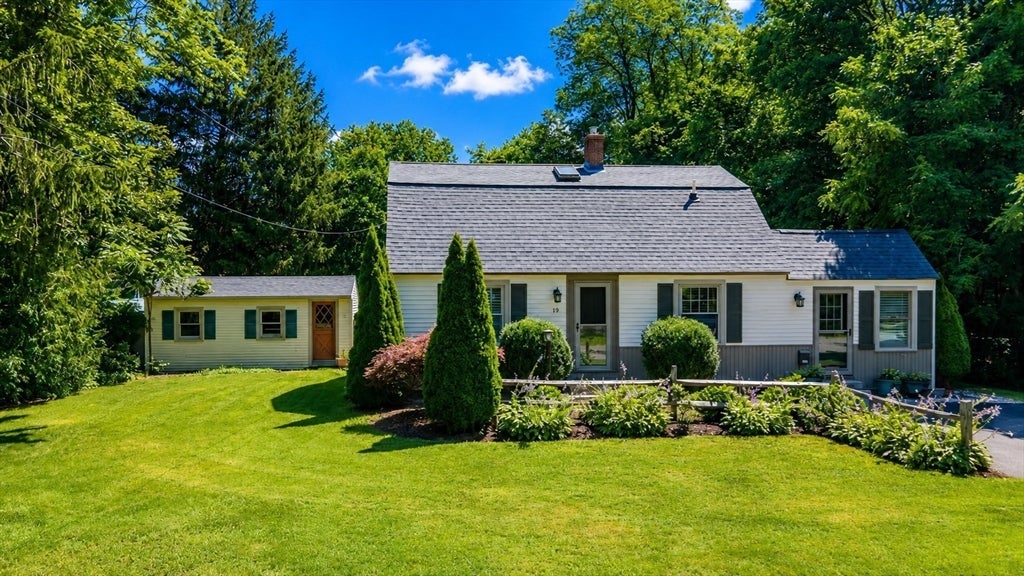 39 Harkins St, Clinton, MA, 39 Harkins St, Clinton, MA Photo #33
