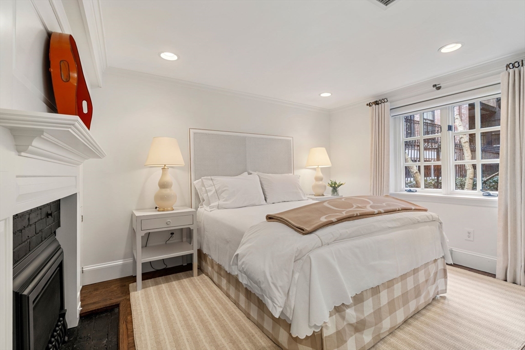 21 Branch Street, Boston, MA Photo #17