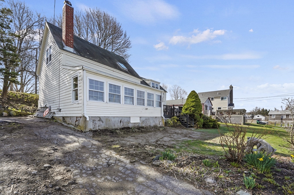 15 Eagle Hill Rd