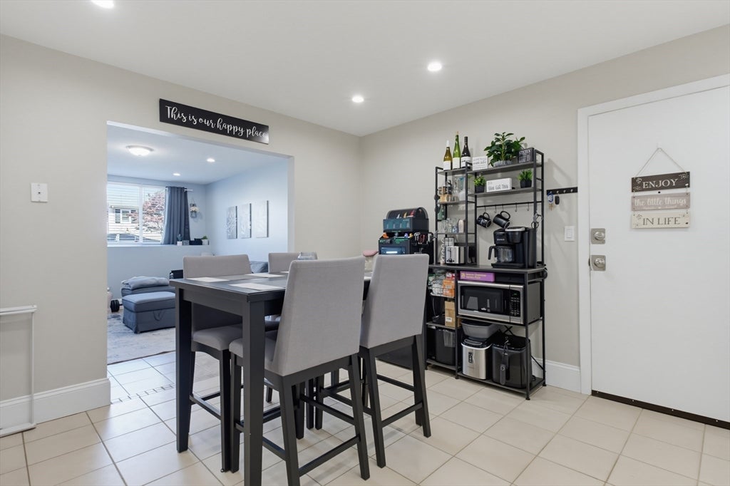 239 Glasgow St #1, Fall River, MA Photo #4