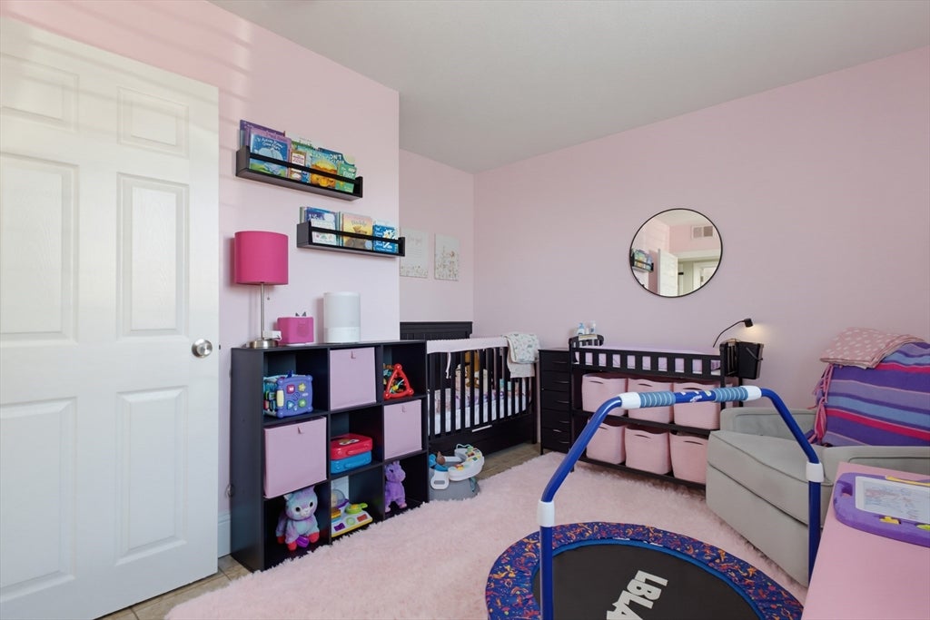 239 Glasgow St #1, Fall River, MA Photo #17