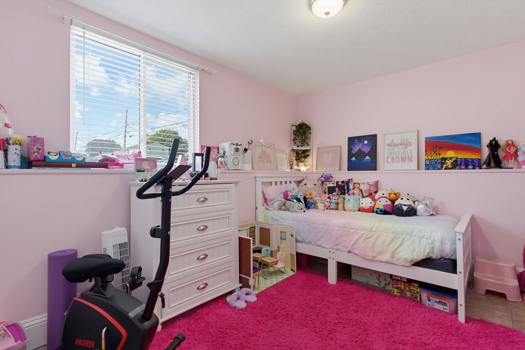 239 Glasgow St #1, Fall River, MA Photo #15